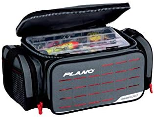 Чанта за принадлежности Plano Weekend Series, 3500 Softsider, Сив плат, Включва в себе си 2 кутии за съхранение на безбилетников