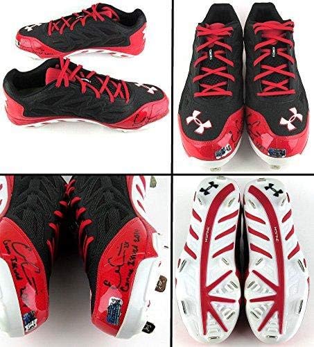 Футболни обувки, Евън Gattis с автограф / Подпис за игра Red & Black Under Armor с надпис Game Issued 2014 - Използвани обувки MLB с автограф за игри