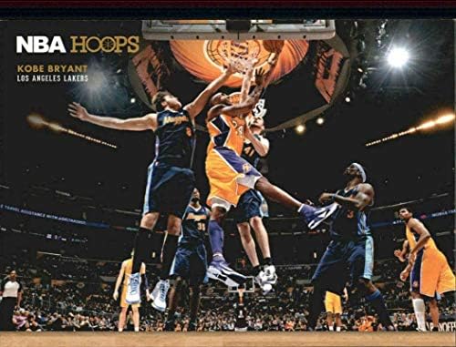 Баскетболно серия Kobe Bryant 2012 2013 Hoops Courtside Mint Поставяне-карта № 15, на която е изобразена звездата на