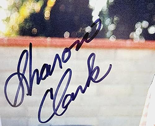 Шарън Кларк подписа снимка 8x10 Плейбой месец Август 1970