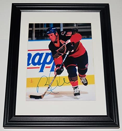 Цветна снимка с размер 8x10 с автограф Бретта град Хъл (в рамка и матово покритие) - Сейнт Луис Блус! - Снимки от НХЛ
