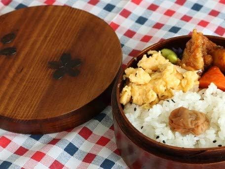 Кутия за обяд BENTO, уникална японска технология ни предадоха думите-Ваппа с шарени Сакуры на капака